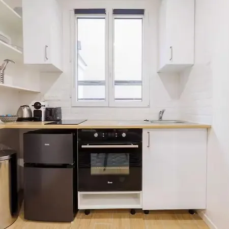 Apartment Pleasant -2p- Sacre Coeur *