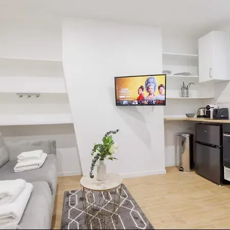 Apartment Pleasant -2p- Sacre Coeur *